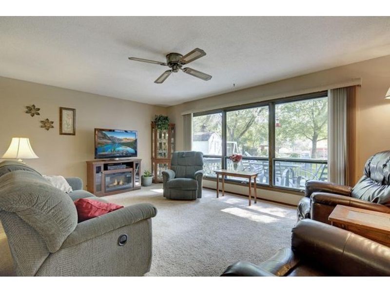 7908 Sunkist Blvd, Brooklyn Park, MN 55444