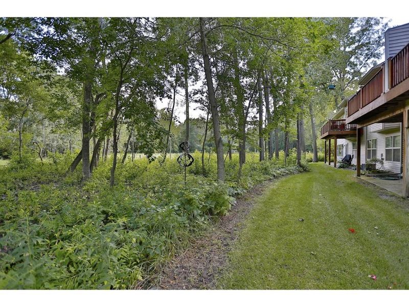 5138 Wild Marsh Dr, White Bear Lake, MN 55110
