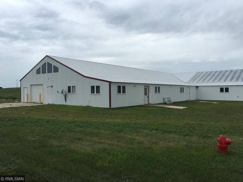 280 28th St SE, Willmar, MN 56201