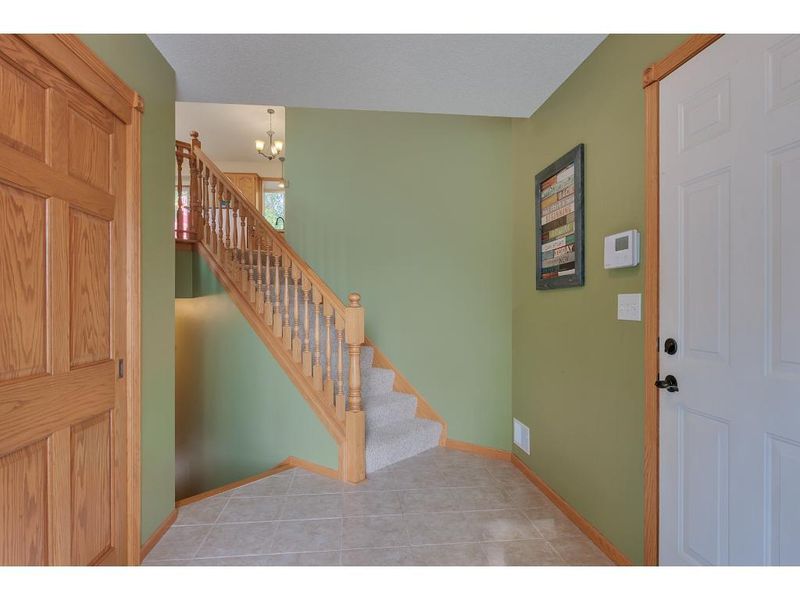 1119 Cherrywood Ct, Waite Park, MN 56387