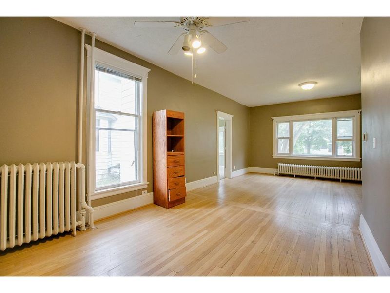 1835-1837 Carroll Ave, Saint Paul, MN 55104