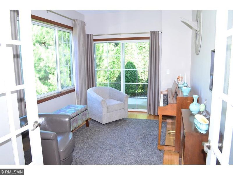 5799 Prairie Ridge Dr #130, Shoreview, MN 55126