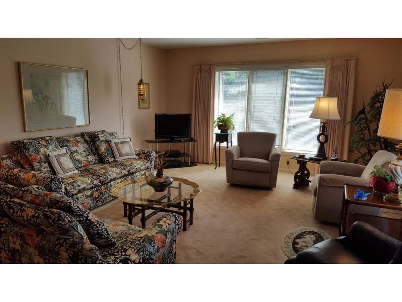 8621 Basswood Rd #32, Eden Prairie, MN 55344