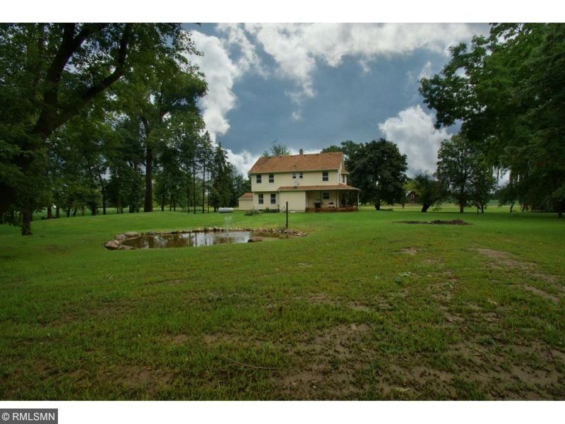 34140 Quinton Ave, Center City, MN 55012