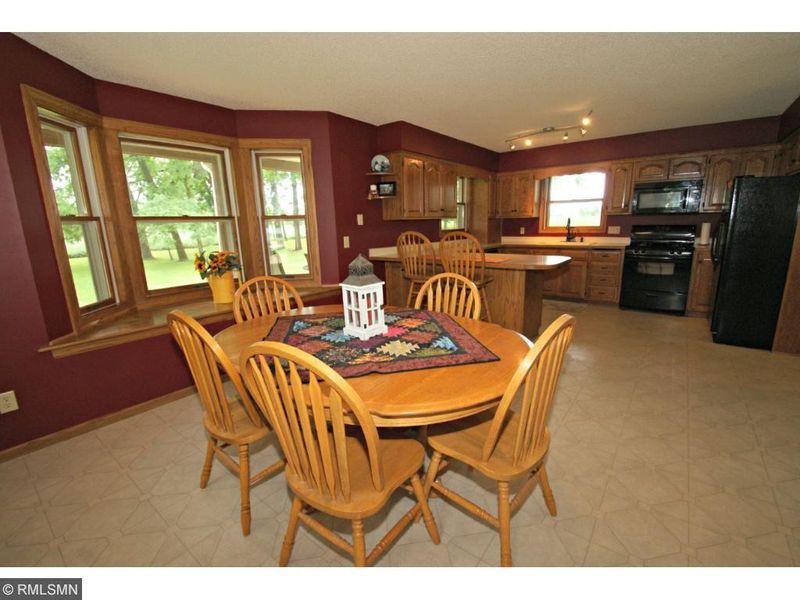 34140 Quinton Ave, Center City, MN 55012