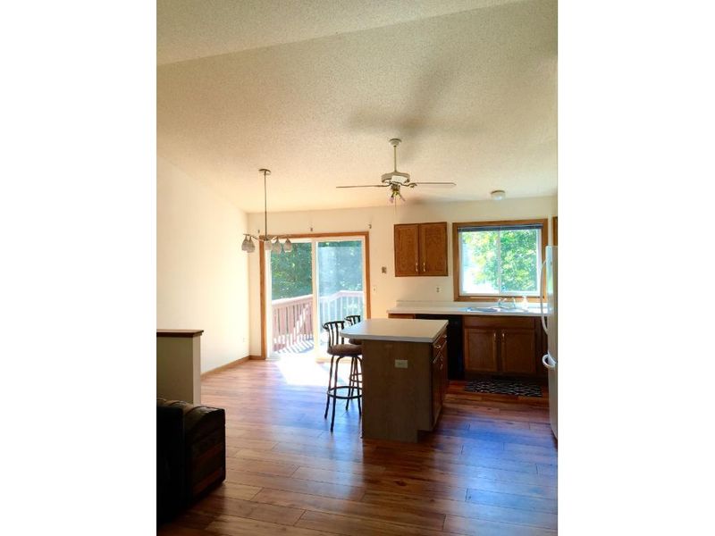 4085 Pennsylvania Ave, Eagan, MN 55123