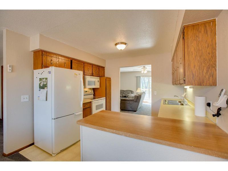 2701 9th Ln, Anoka, MN 55303