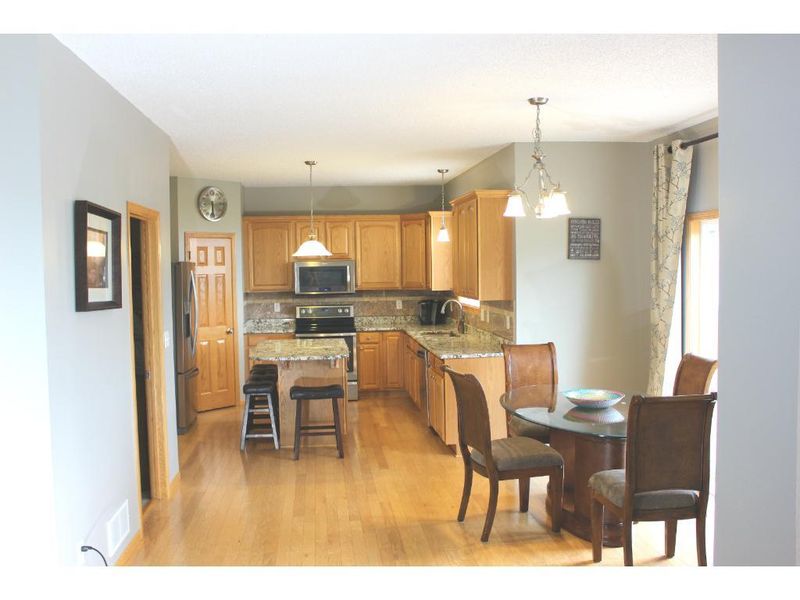 7332 Mackenzie Ave NE, Otsego, MN 55330