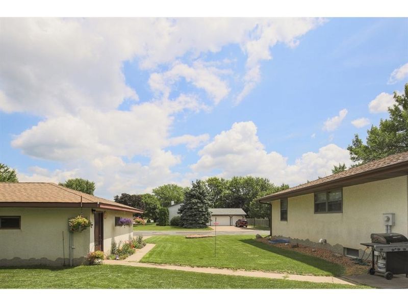65116513 Craig Ave, Inver Grove Heights, MN 55076