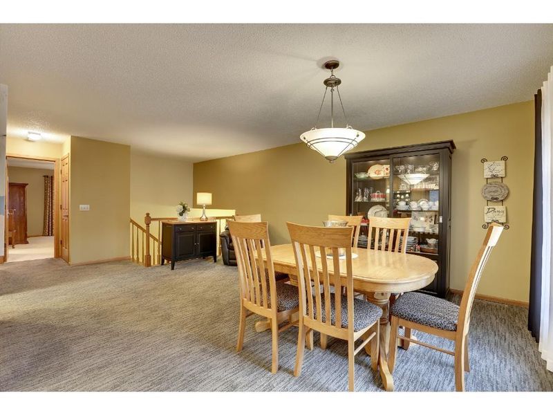7785 Polaris Ln N, Maple Grove, MN 55311