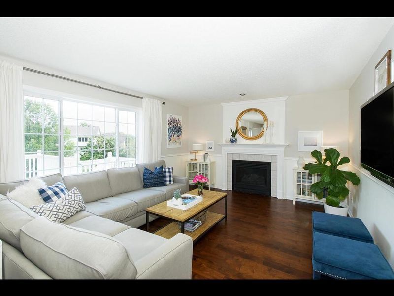 14012 Fountain Ave, Apple Valley, MN 55124
