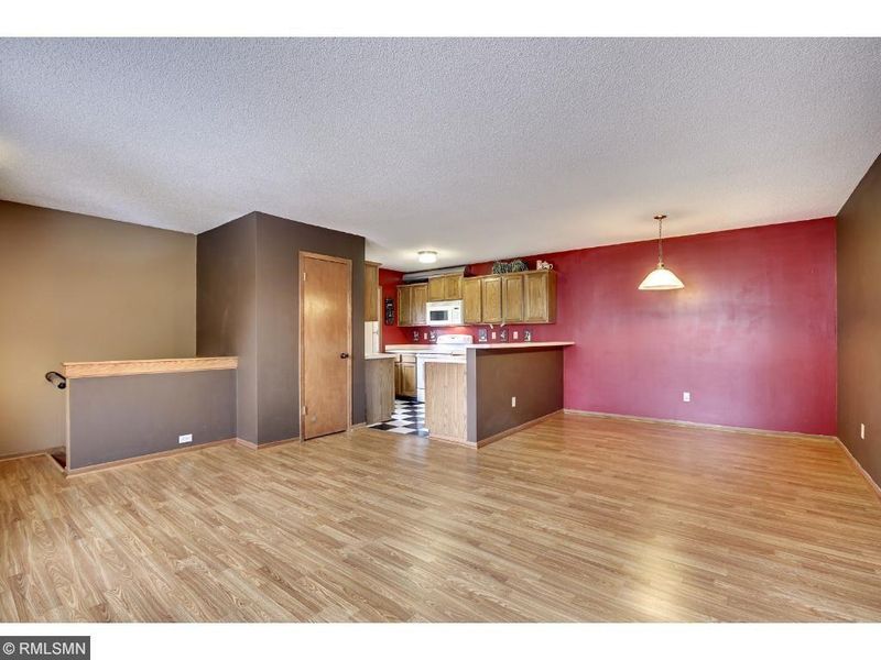 13355 Zenith Ln, Eden Prairie, MN 55346