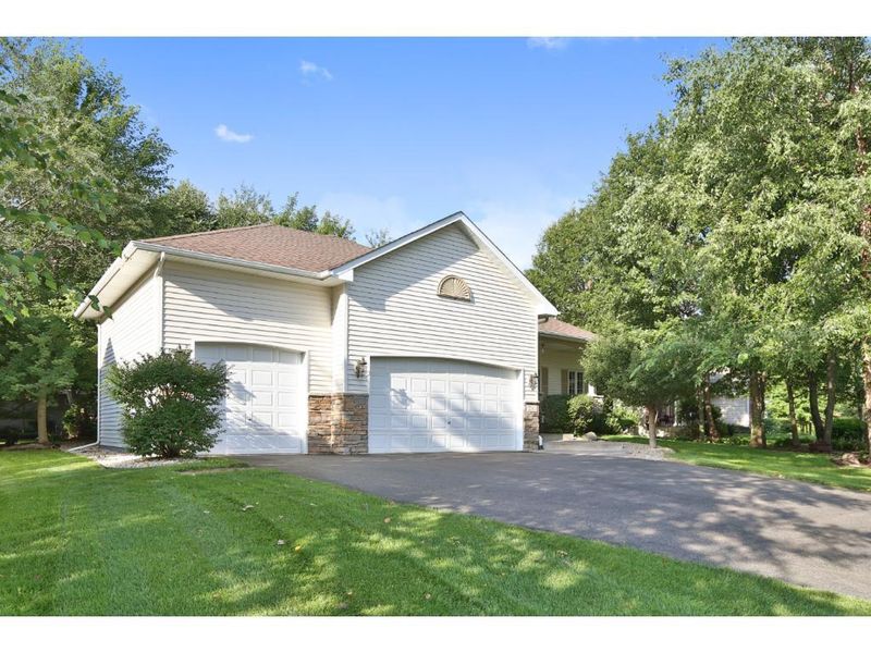 2292 Veterans Memorial Blvd NW, Andover, MN 55304