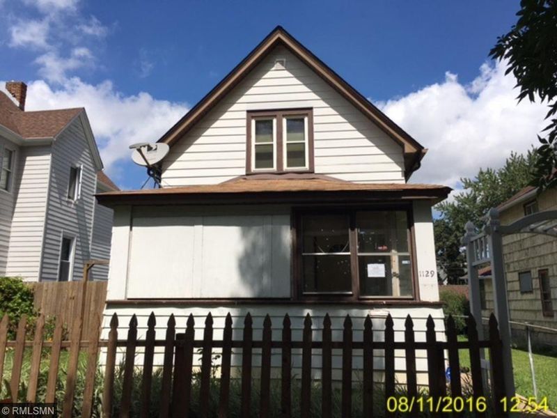 1129 Beech St, Saint Paul, MN 55106