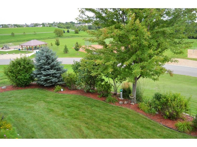 627 4th Circle Dr SE, Lonsdale, MN 55046
