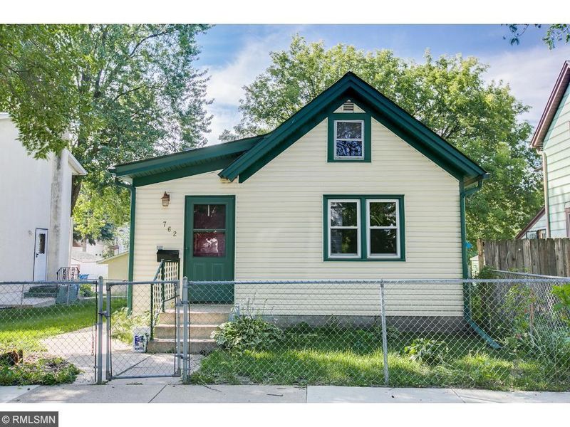 762 Englewood Ave, Saint Paul, MN 55104