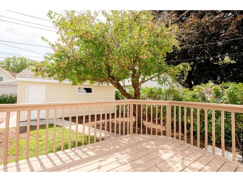 1446 Lafond Ave, Saint Paul, MN 55104