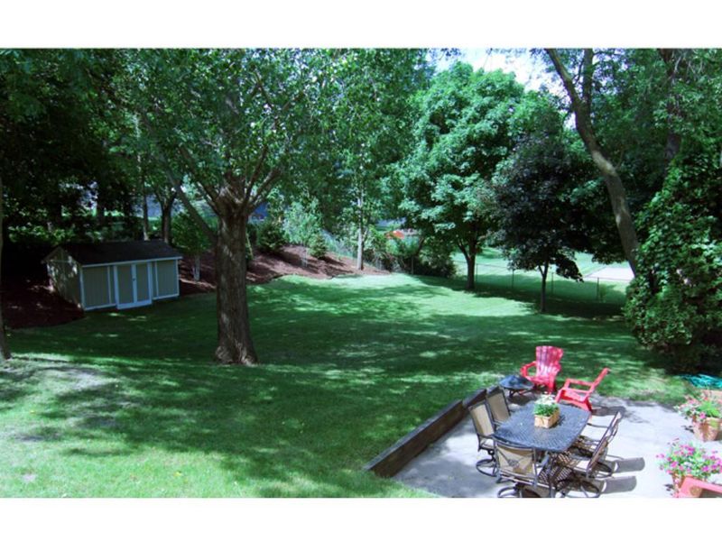 13825 Shirley Dr, Burnsville, MN 55337