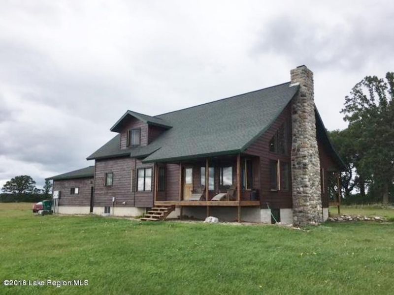 23380 170th St, Verndale, MN 56481