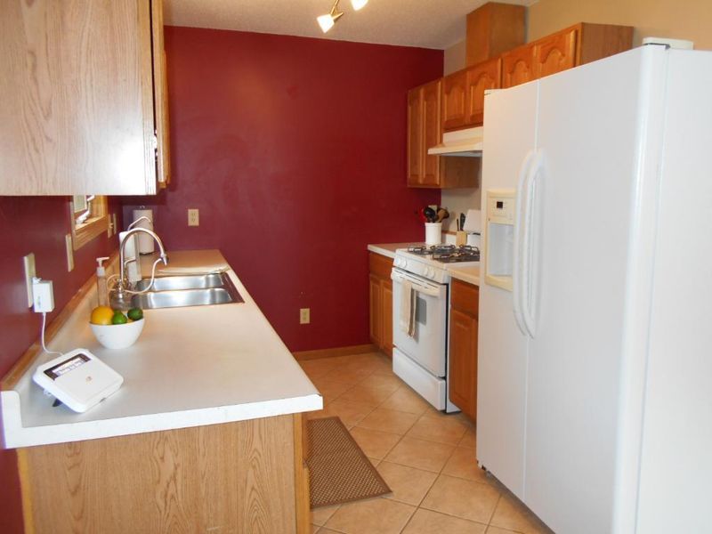 30070 Redwing Ave, Shafer, MN 55074