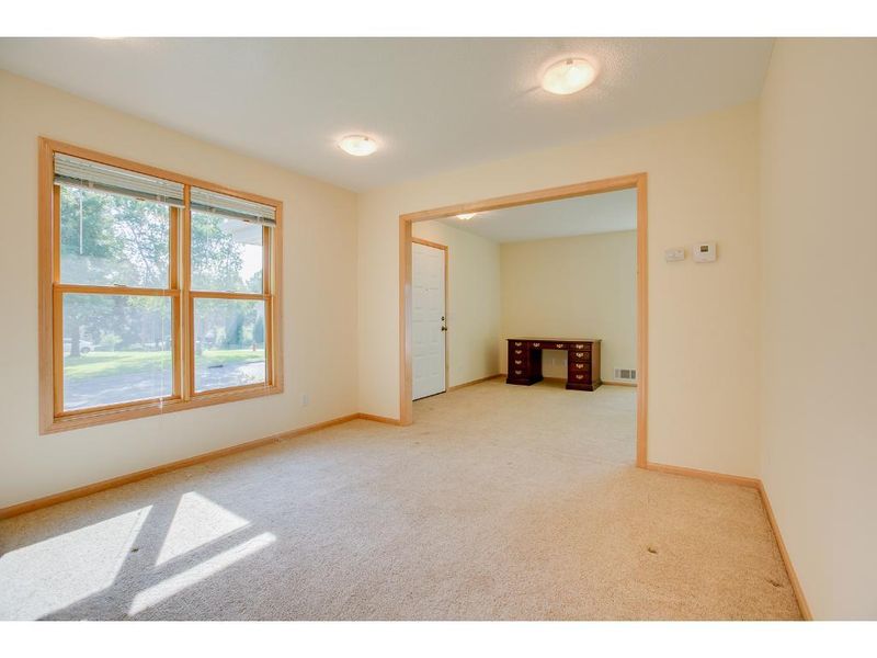 3401 Yates Ave N, Crystal, MN 55422
