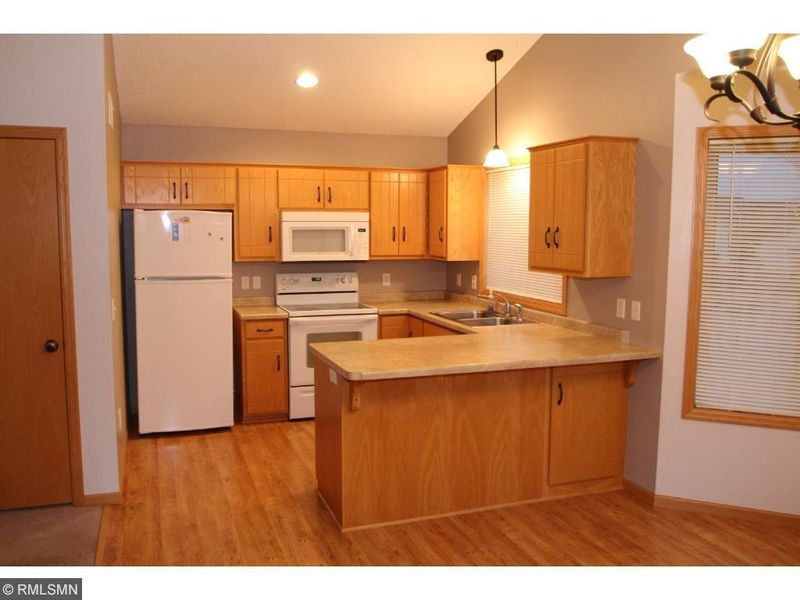 1301 15th St S, Sartell, MN 56377