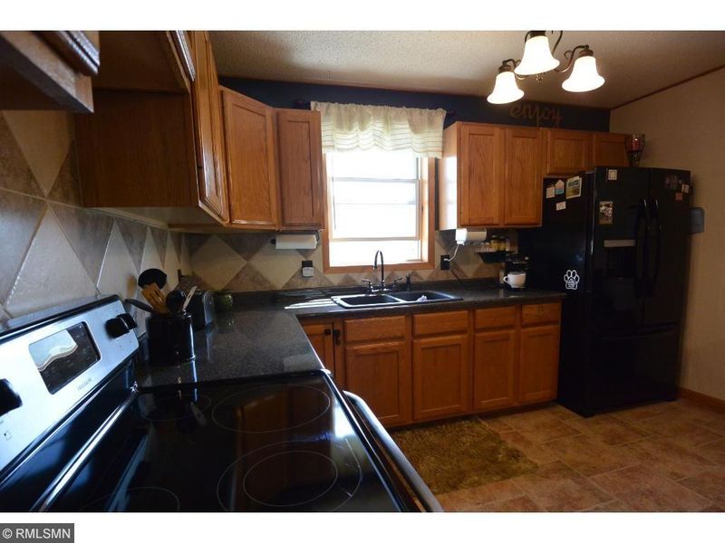 301 Michigan Ave, Gilbert, MN 55741