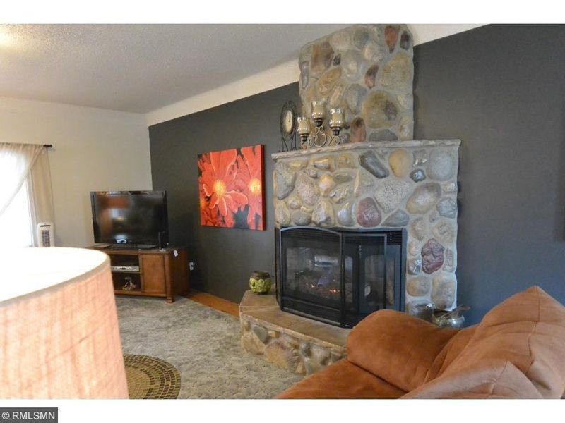 301 Michigan Ave, Gilbert, MN 55741