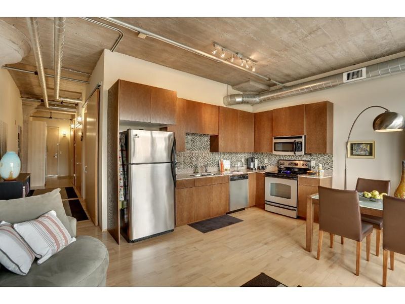 748 N 3rd St #606, Minneapolis, MN 55401