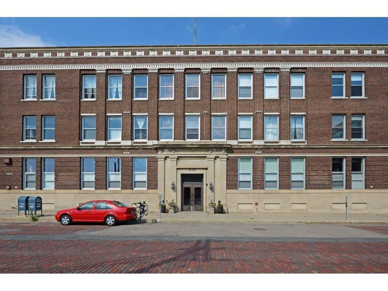 918 3rd St N #308, Minneapolis, MN 55401