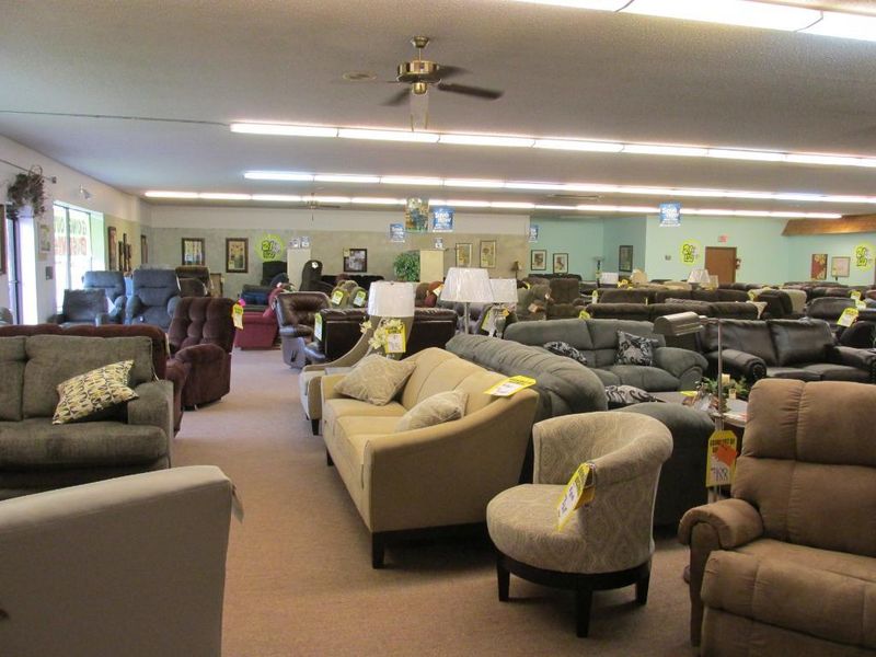 1230 Broadway St N, Menomonie, WI 54751