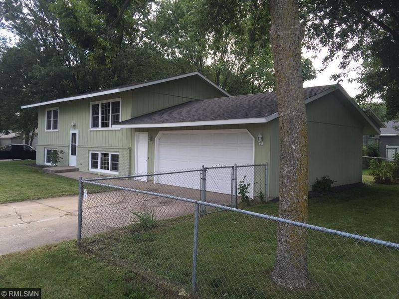 1215 29th Ave N, Saint Cloud, MN 56303