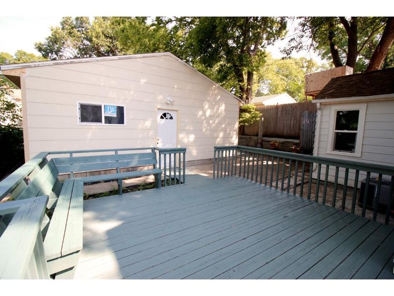 665 Magnolia Ave E, Saint Paul, MN 55106