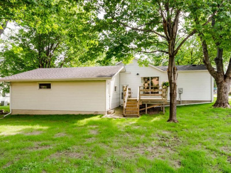 307 N 4th St, Goodhue, MN 55027