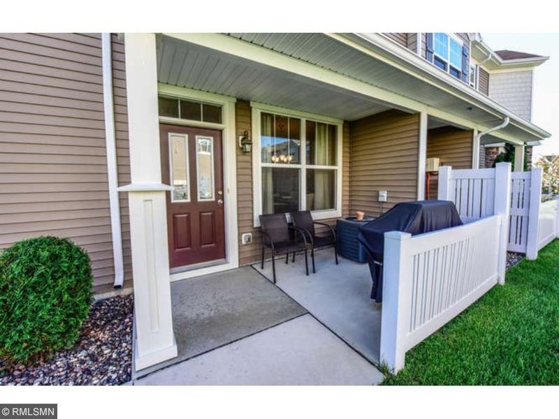 9560 Washington Blvd #4, Chanhassen, MN 55317