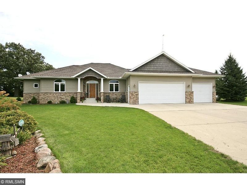 66687 180th St, Darwin, MN 55324