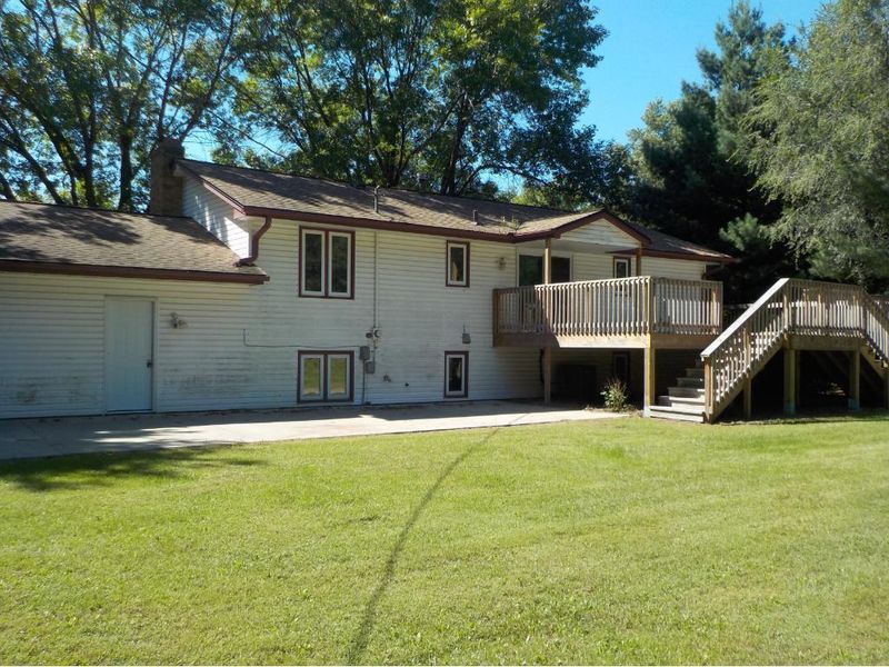3860 10th Ave, Anoka, MN 55303
