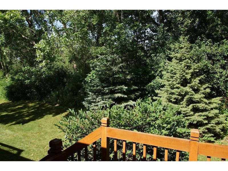 2366 14th St NW, New Brighton, MN 55112