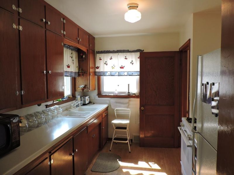 507 Koronis Ave, Paynesville, MN 56362