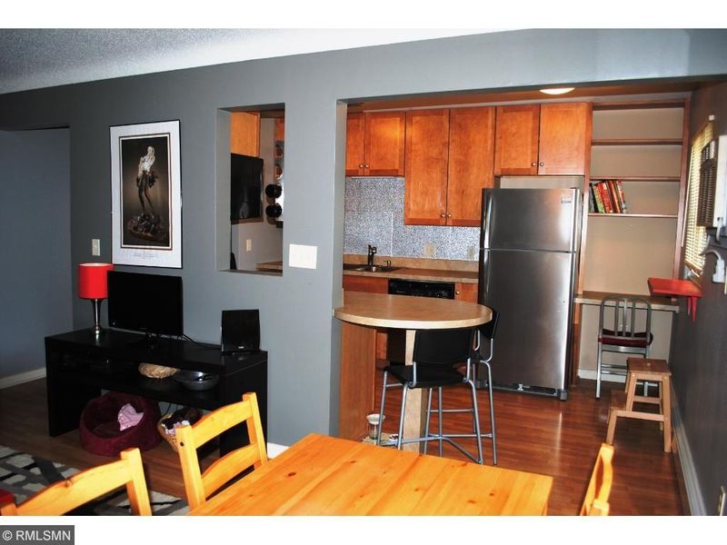 1620 Charlton St #310, West Saint Paul, MN 55118