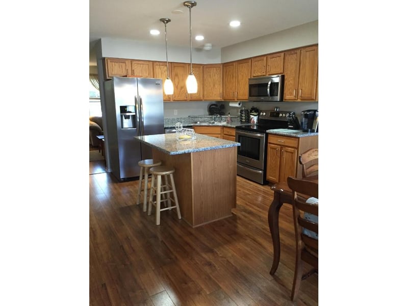 614 1st Ave NW, Osseo, MN 55369