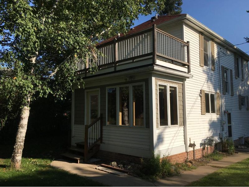 206 6th St, Osceola, WI 54020