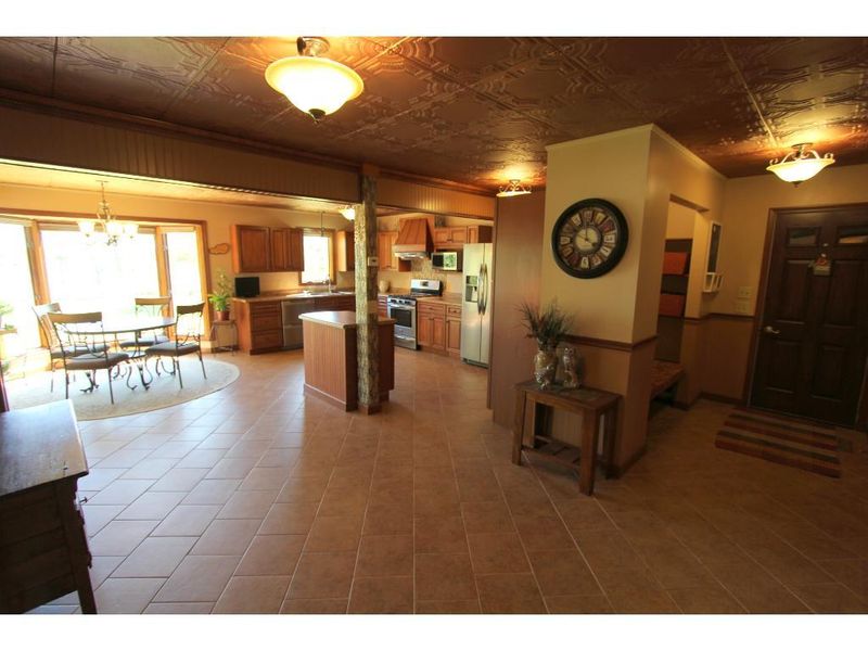 2002 Sleepy Hollow Rd, Brainerd, MN 56401