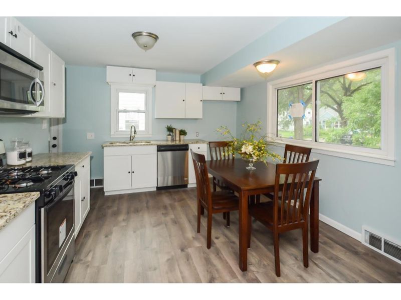 1150 Flandrau St, Saint Paul, MN 55106