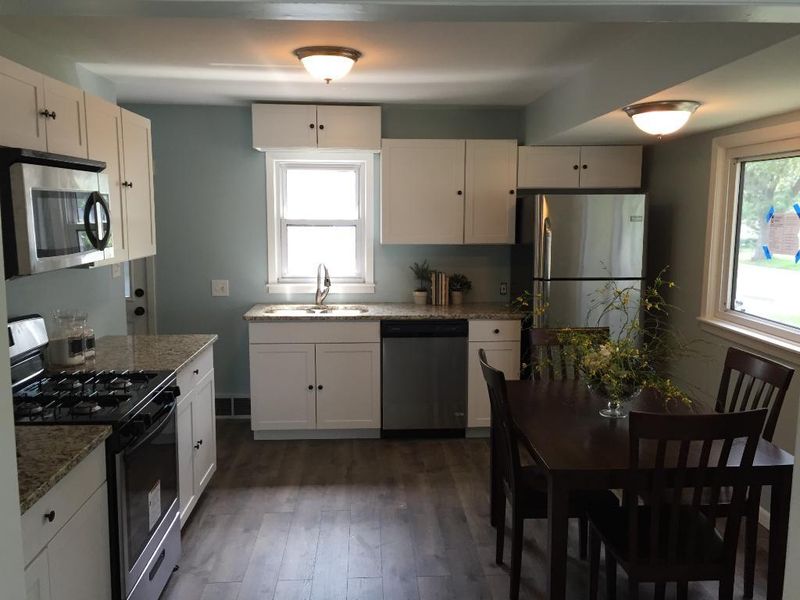 1150 Flandrau St, Saint Paul, MN 55106