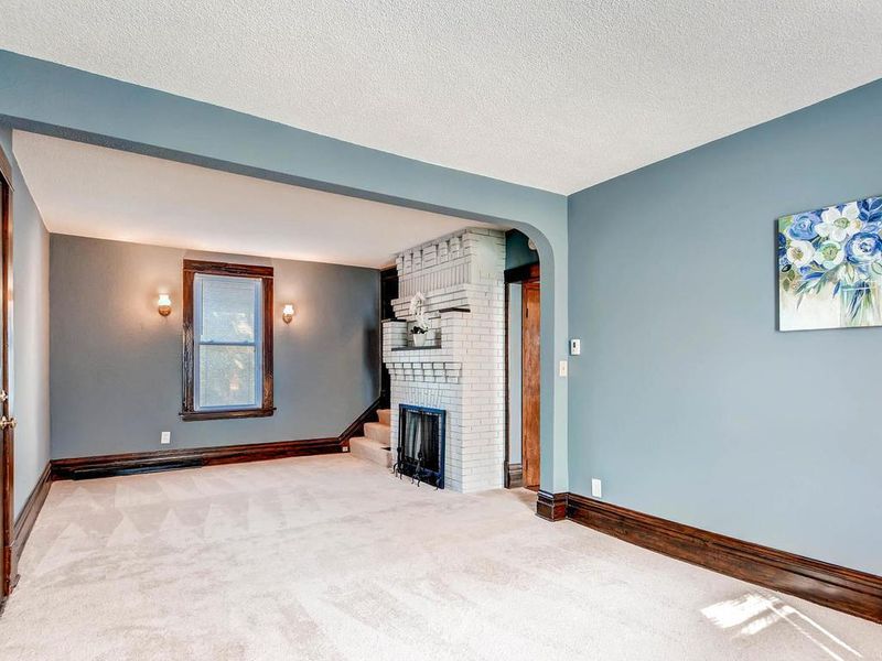 337 Jenks Ave, Saint Paul, MN 55130