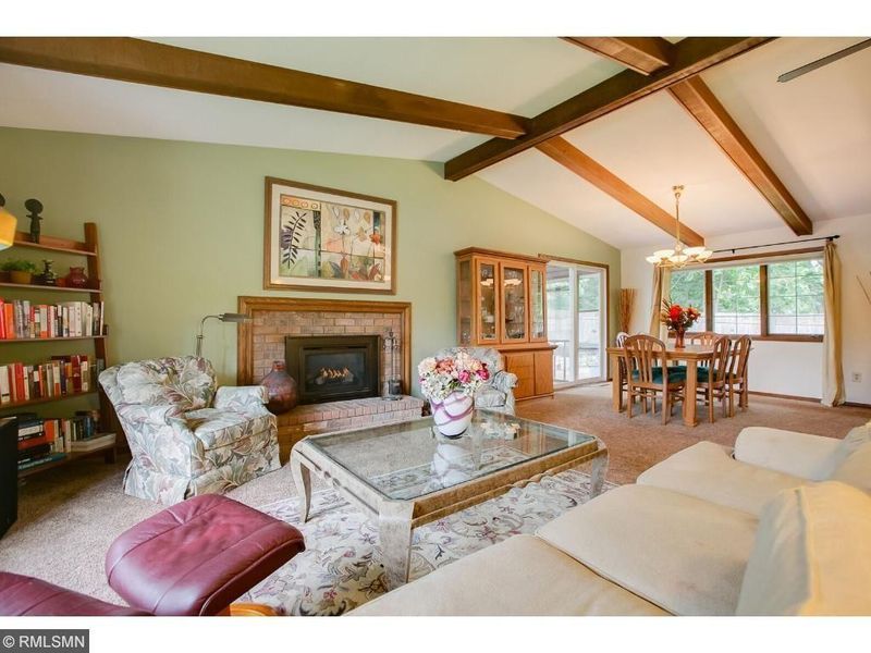 1841 Huron Ave, Roseville, MN 55113