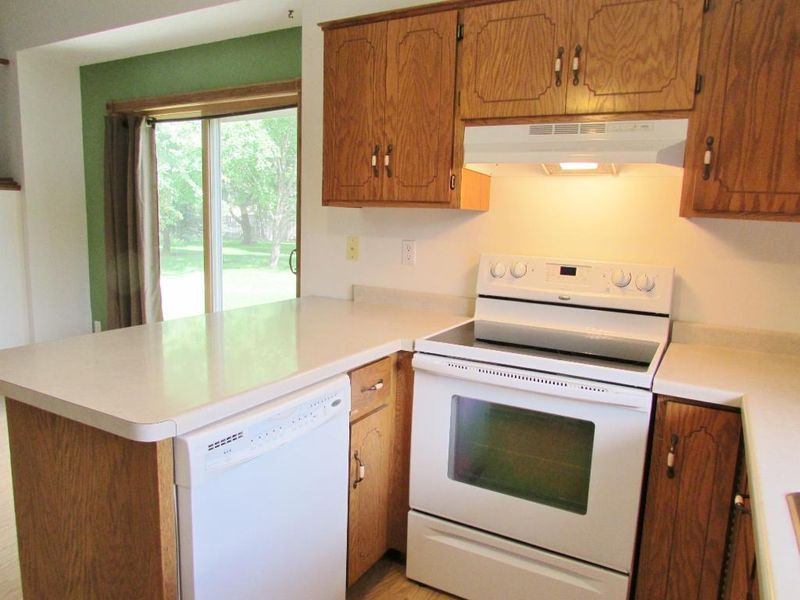 107 N 10th St, Sartell, MN 56377