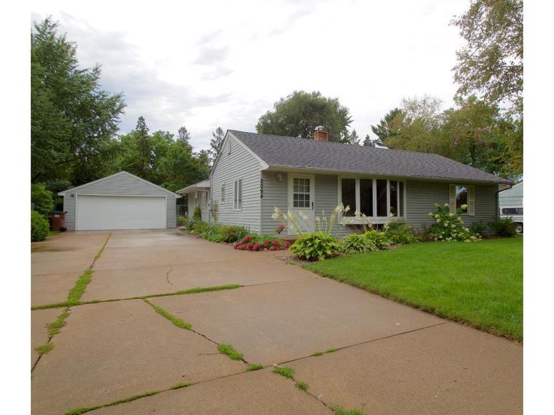 2094 Blomquist Ave, White Bear Lake, MN 55110