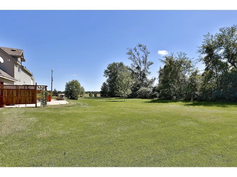 5261 382nd Dr, North Branch, MN 55056